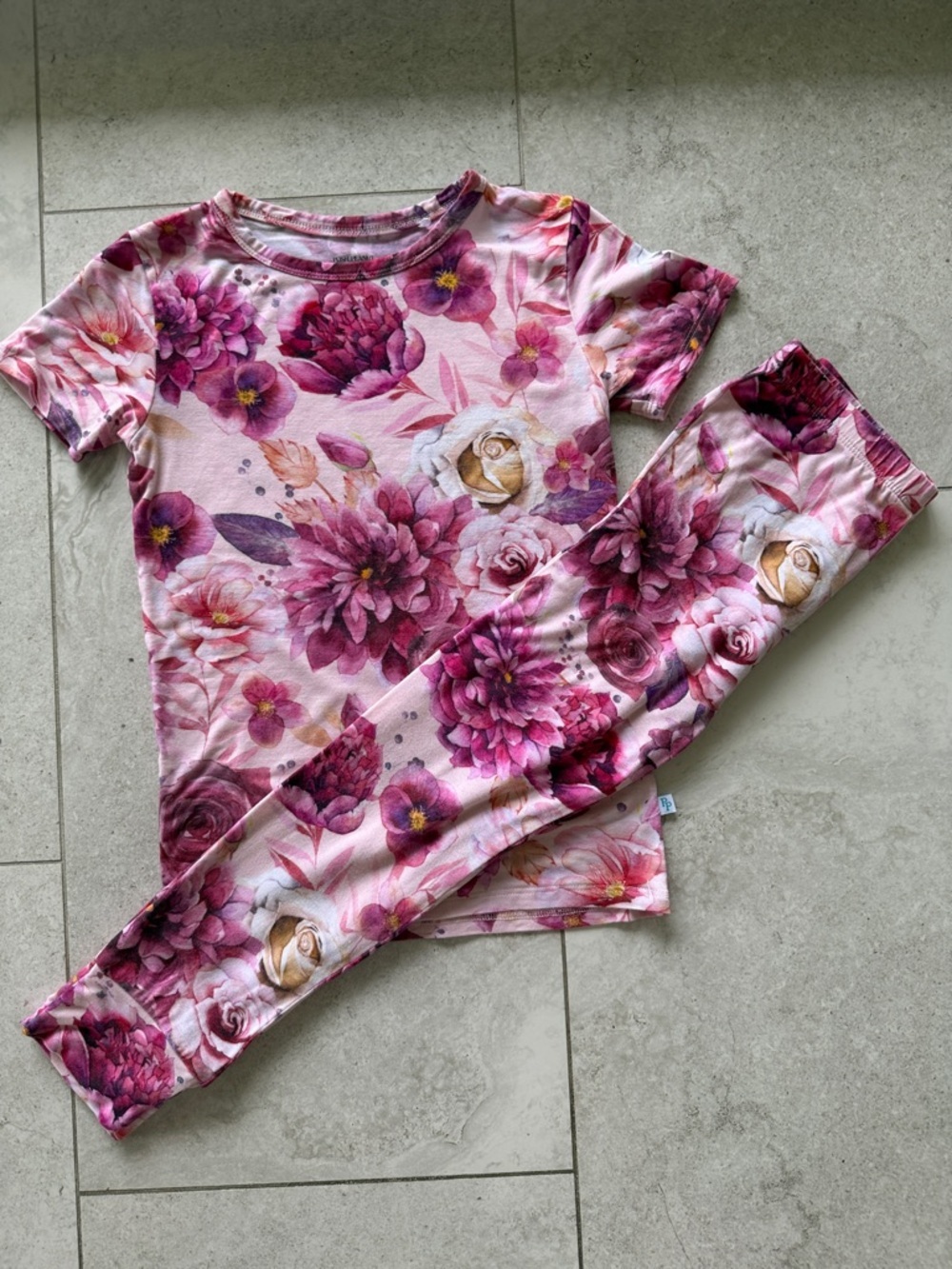 Posh Peanut Amira - Short Sleeve Basic Pajama sz 7 - Picture 16 of 16